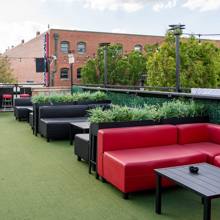 How O’Larney’s Pub & Rooftop Bar Began